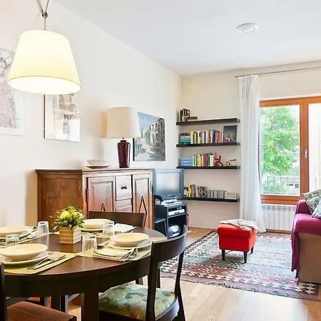 Flat In The Heart Of Apartment *