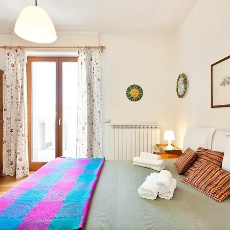 Flat In The Heart Of * Piza