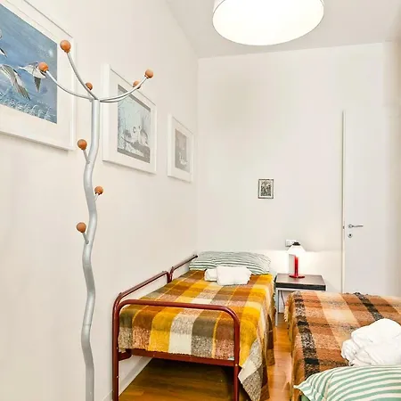 Flat In The Heart Of Apartment *